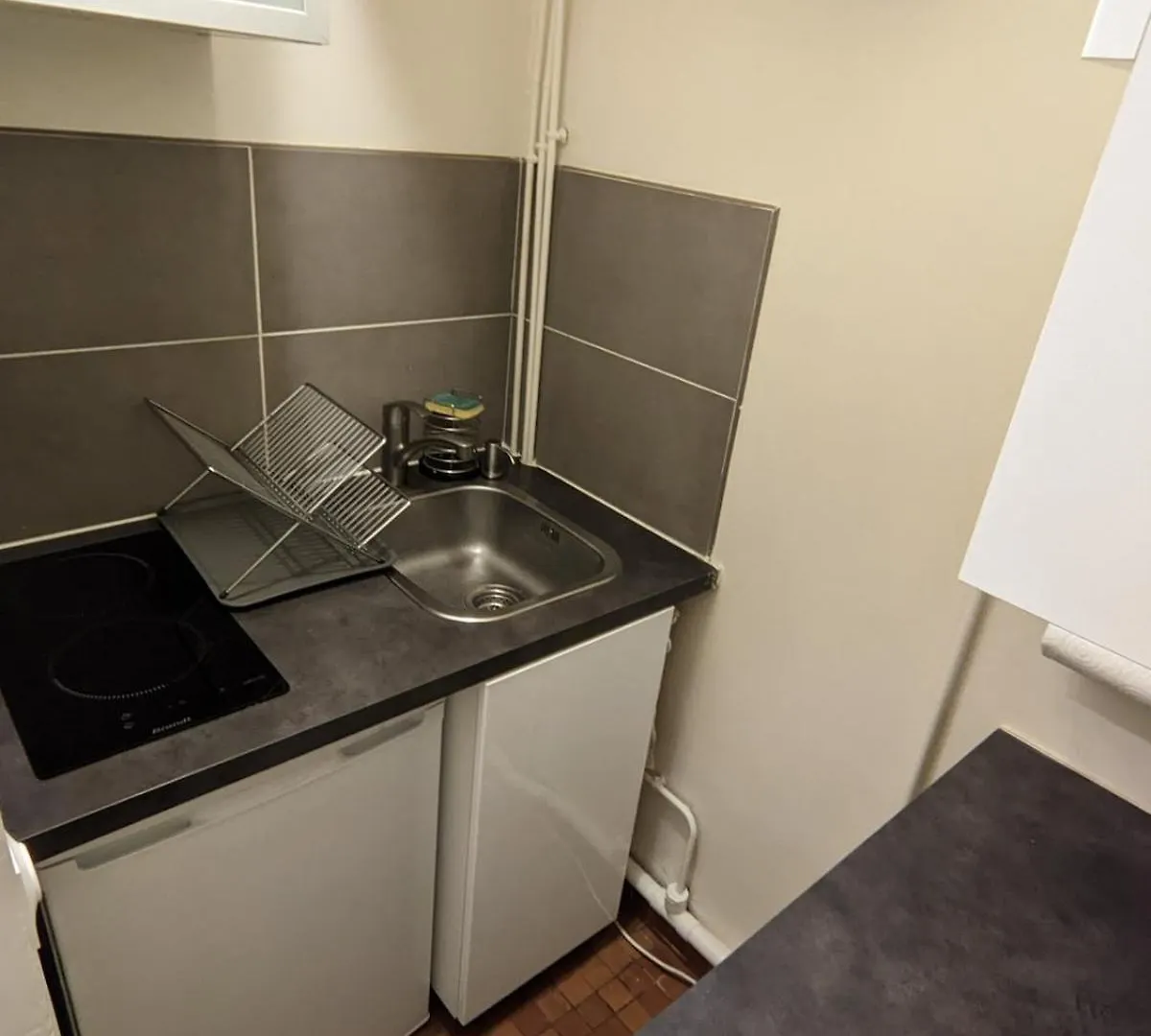 Apartment 2 Steps From Montmartre Paris