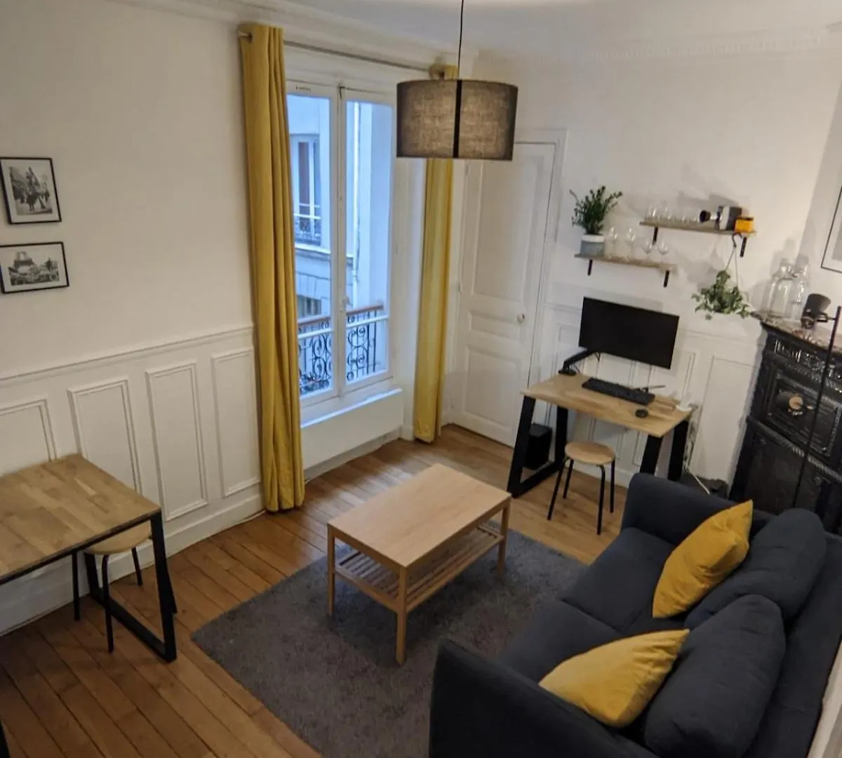 Apartment 2 Steps From Montmartre Paris